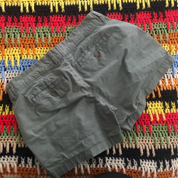 🐸SOLD🐸Old Navy shorts - Picture 2 of 2
